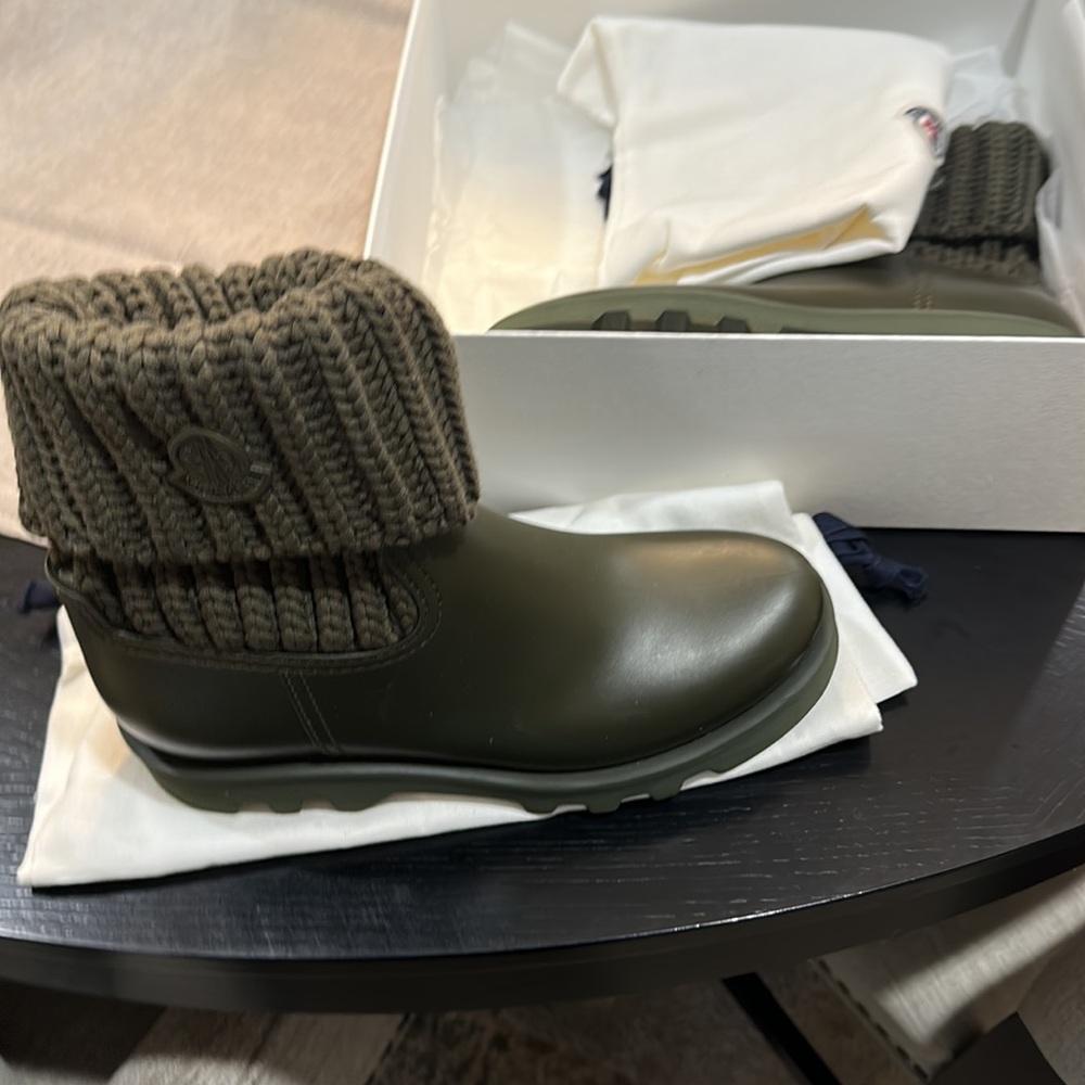 Monclear boots - Picture 2 of 4
